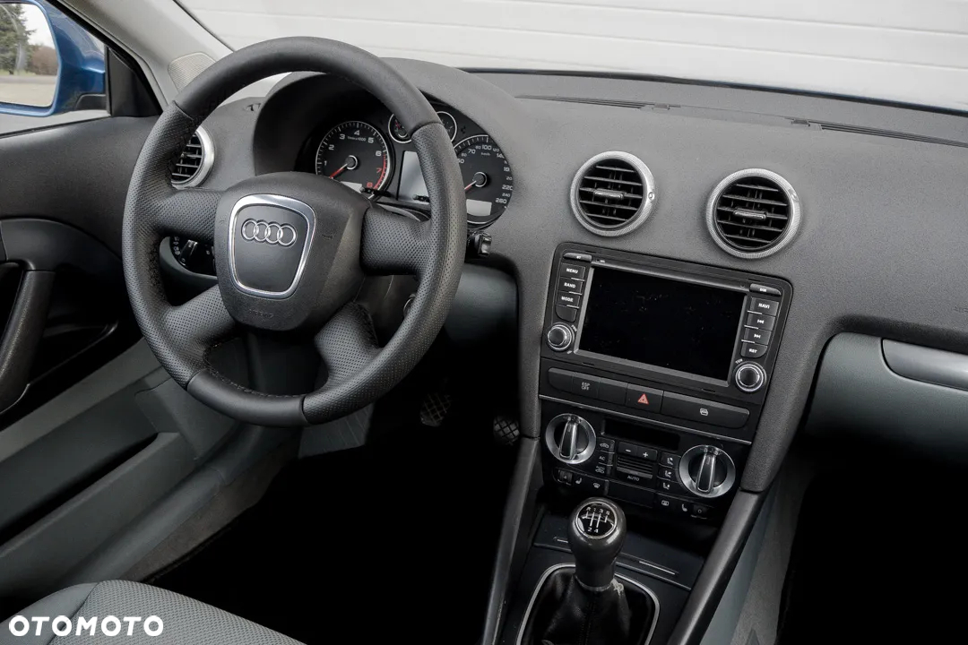 Audi A3 1.6 Attraction - 34