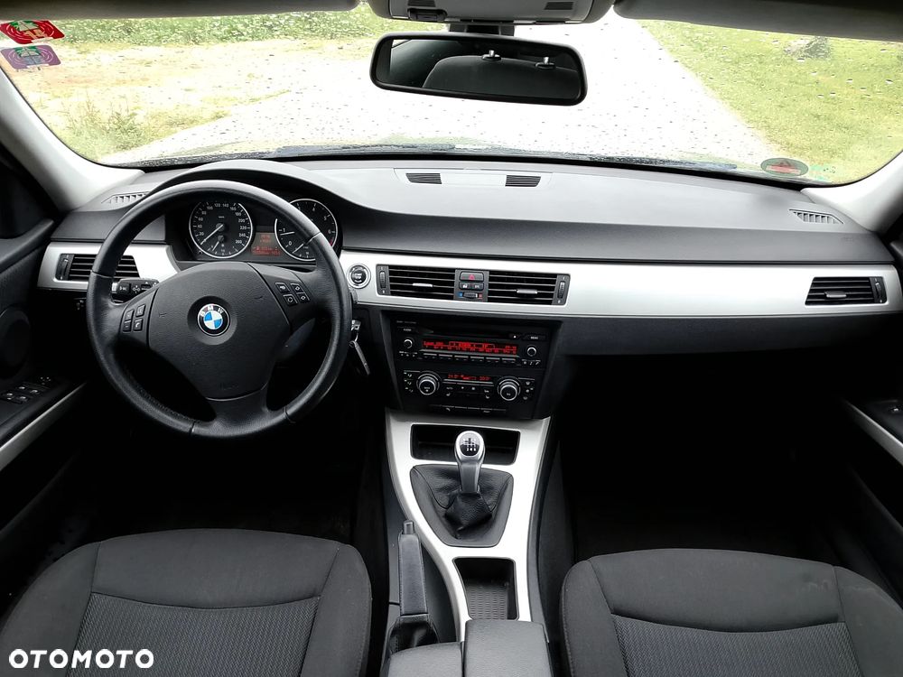 BMW Seria 3 - 15