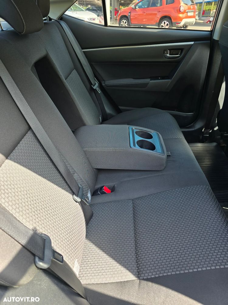 Toyota Corolla 1.6 Valvematic CVT Sol - 10