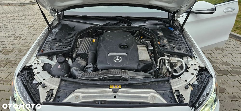 Mercedes-Benz Klasa C 300 9G-TRONIC Avantgarde - 38