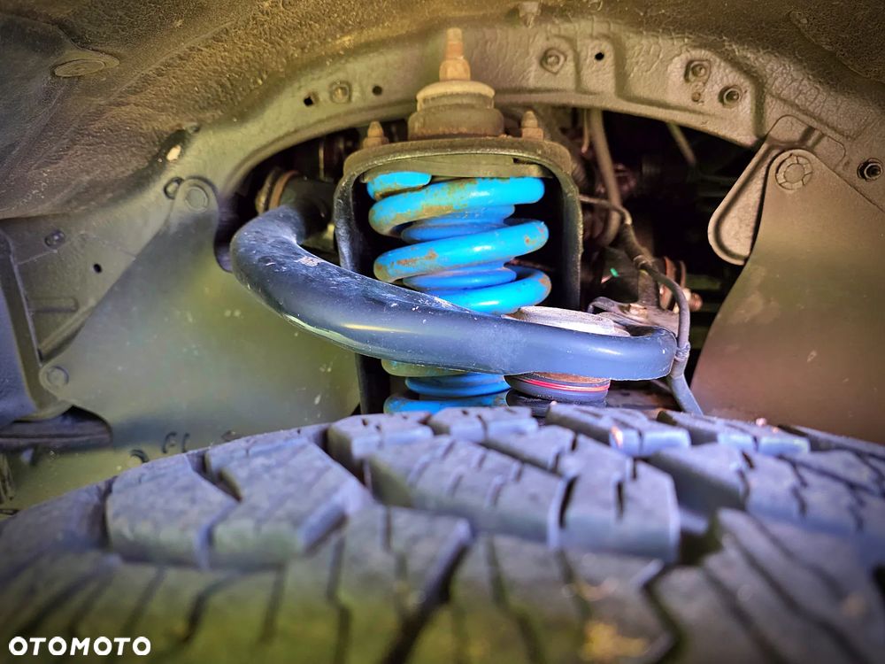 Toyota Land Cruiser - 12