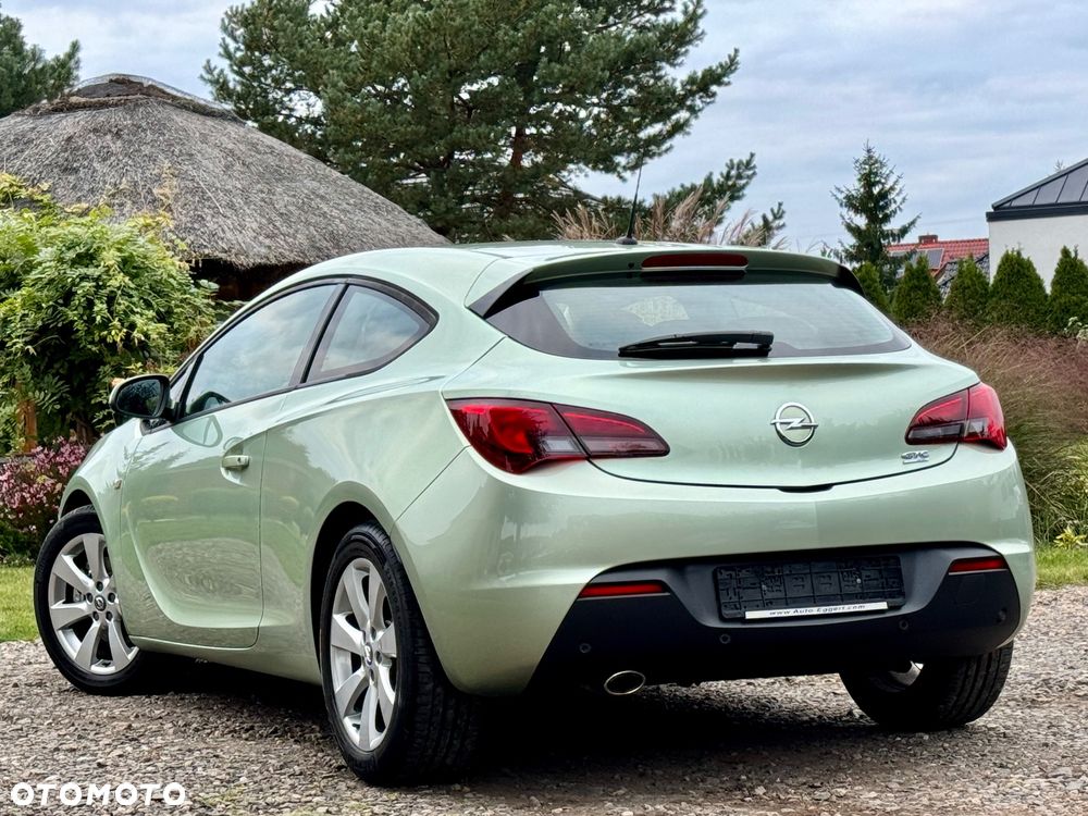Opel Astra IV GTC 1.4 T Active - 7
