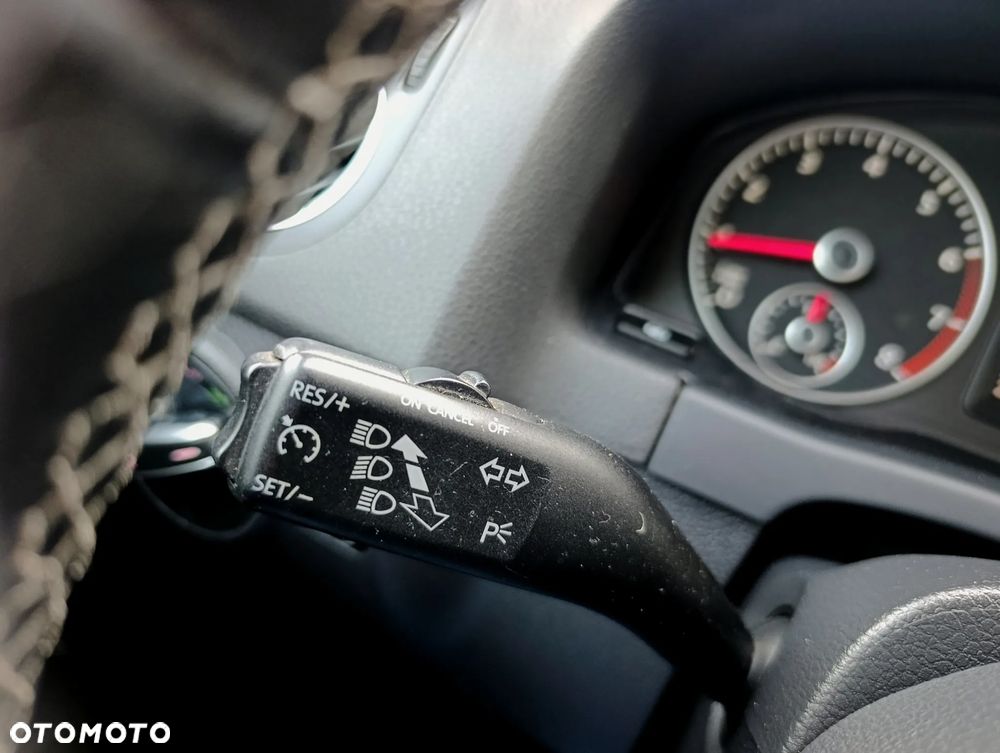 Volkswagen Golf Plus - 24