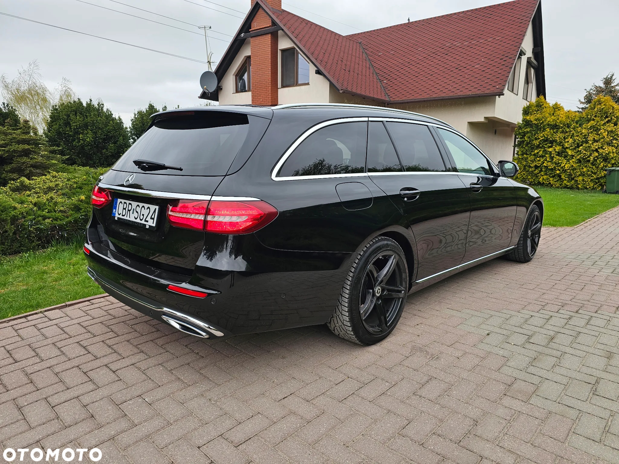 Mercedes-Benz Klasa E 220 d T 9G-TRONIC Sportstyle Edition - 20