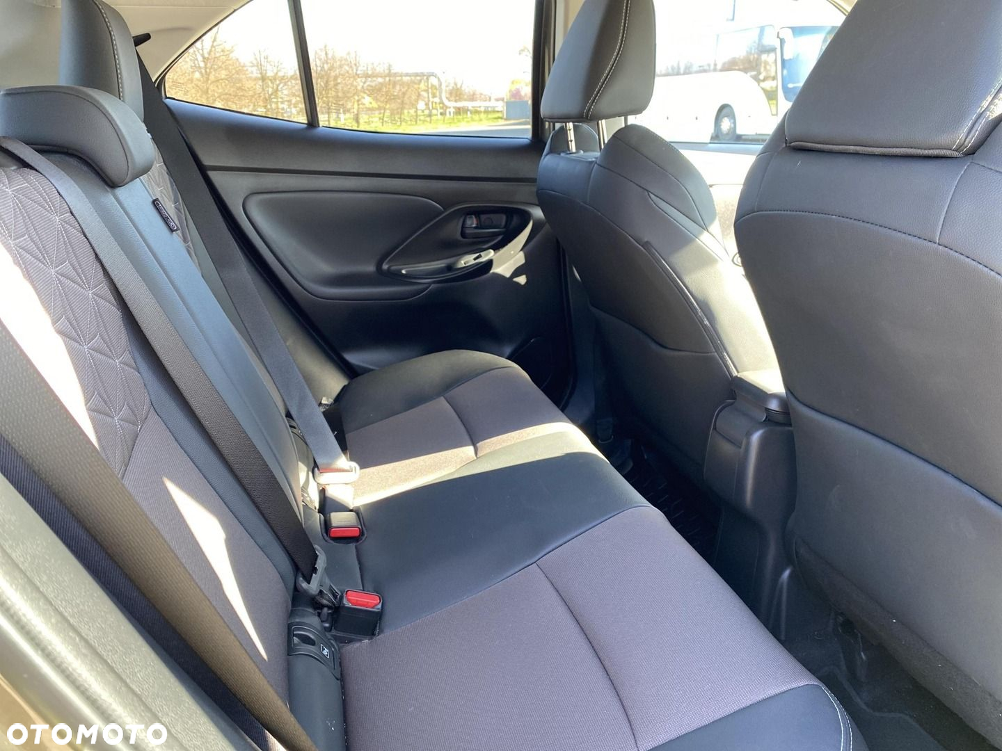 Toyota Yaris Cross - 12