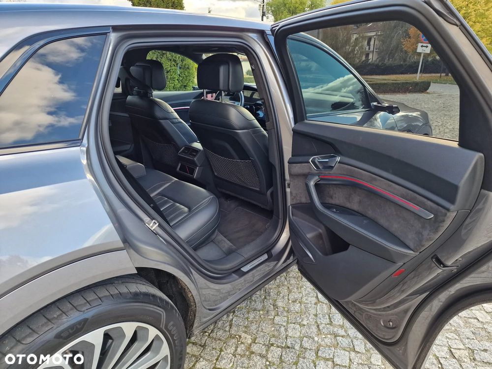 Audi e-tron 55 Quattro S Line - 26