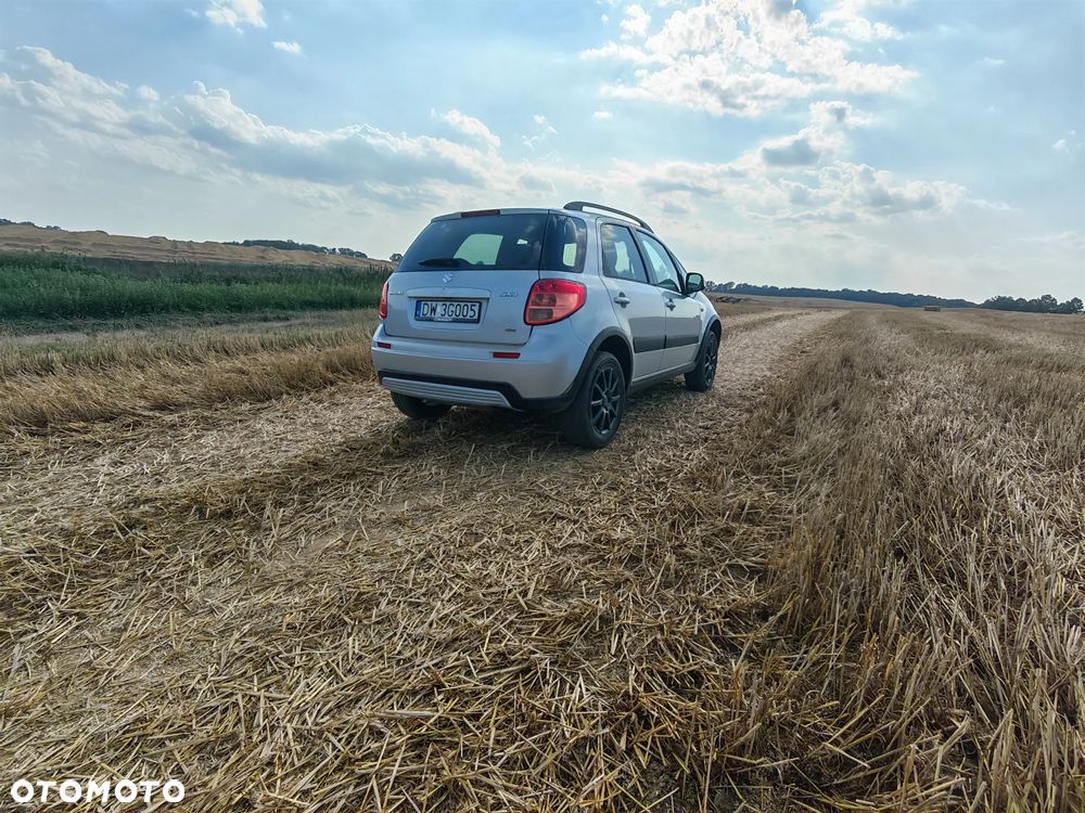 Suzuki SX4 1.6 GS / Premium 4WD - 10
