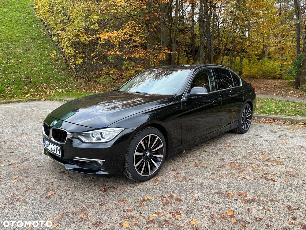 BMW Seria 3 328i xDrive Luxury Line - 1