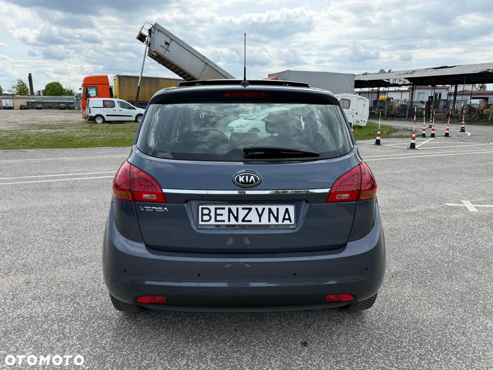 Kia Venga 1.6 CVVT Dream Team Edition - 29