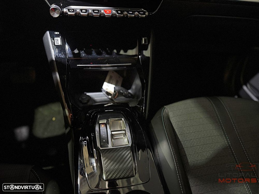 Peugeot e-2008 50 kWh Allure Pack - 29