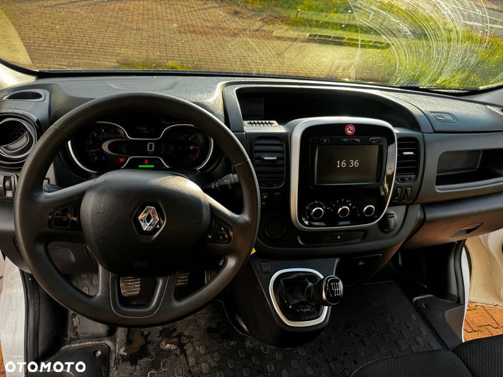 Renault Trafic - 13