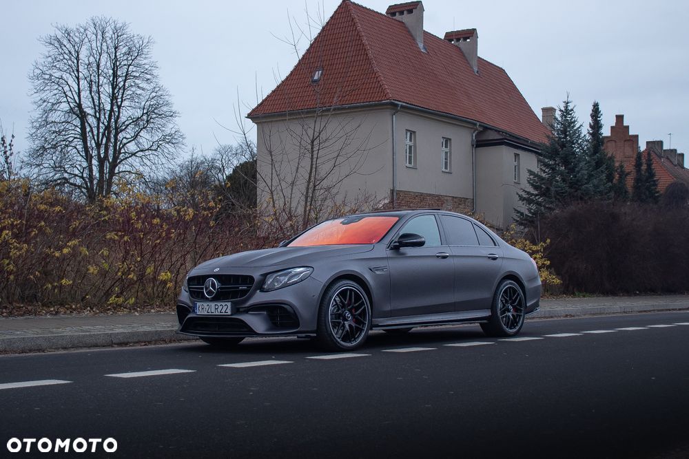 Mercedes-Benz Klasa E - 1