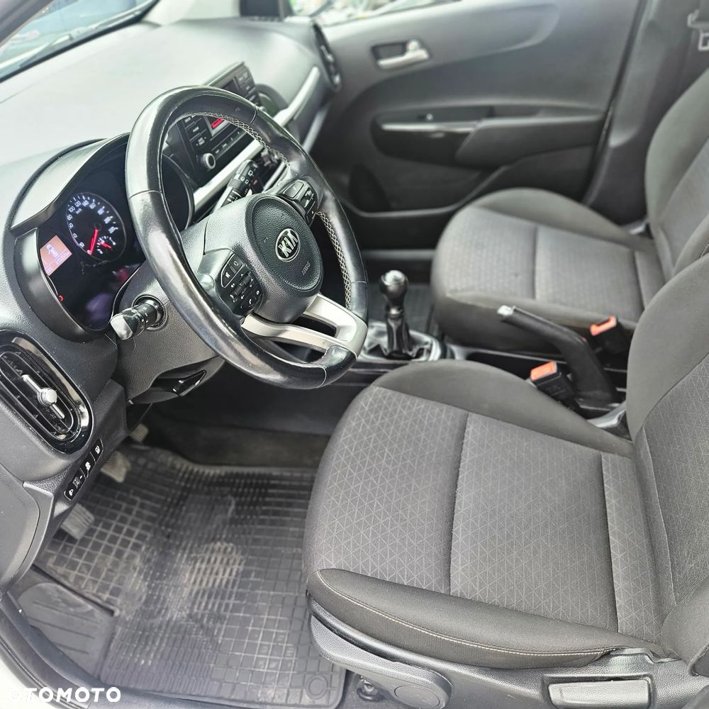 Kia Picanto - 11