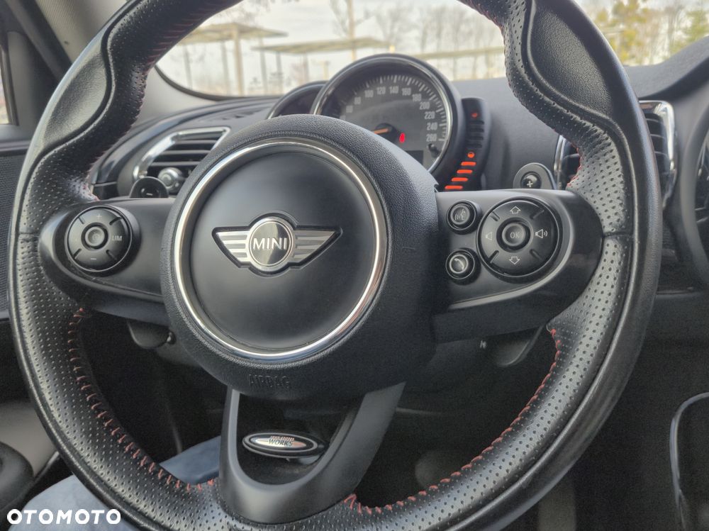 MINI Clubman Cooper SD - 22