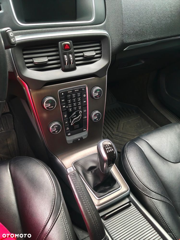 Volvo V40 D2 Drive-E Kinetic - 4