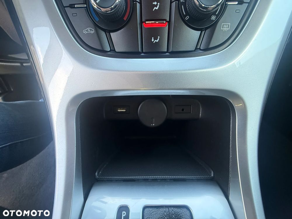 Opel Astra 1.6 Enjoy - 31