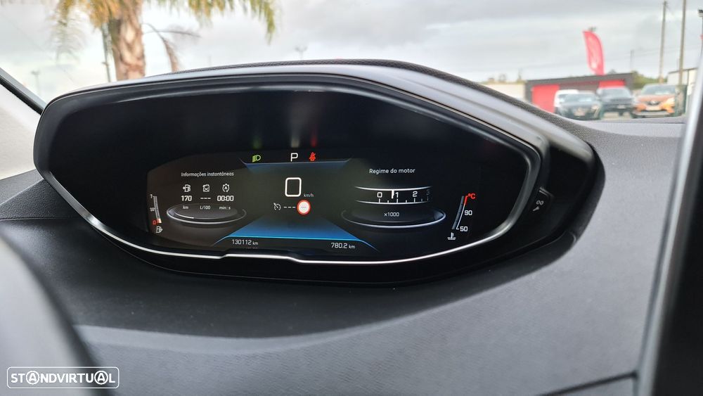 Peugeot 5008 1.5 BlueHDi Allure EAT8 - 49