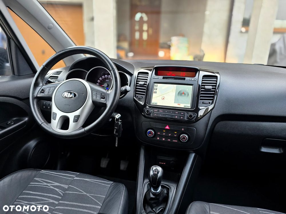 Kia Venga - 23