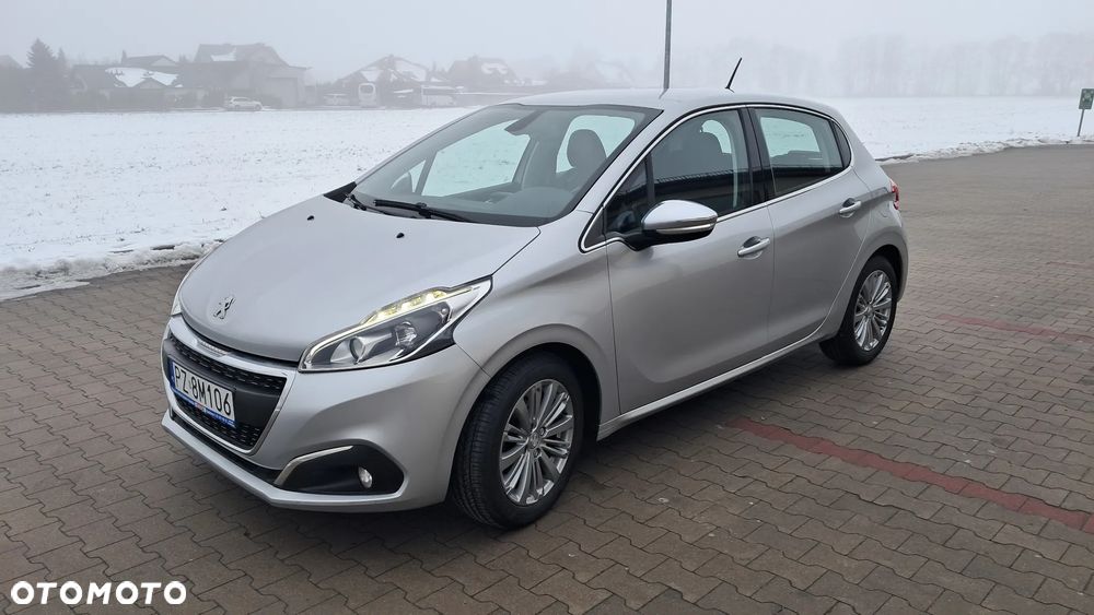 Peugeot 208 1.2 PureTech Allure - 3