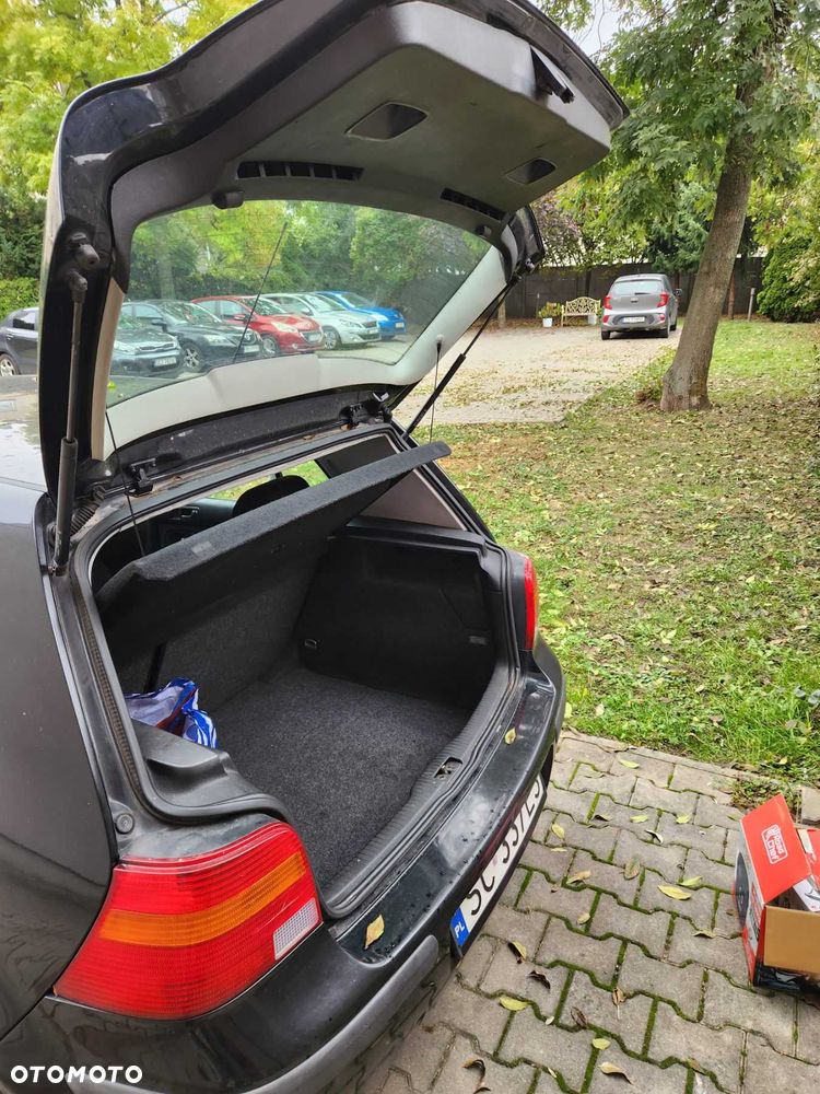 Volkswagen Golf - 13