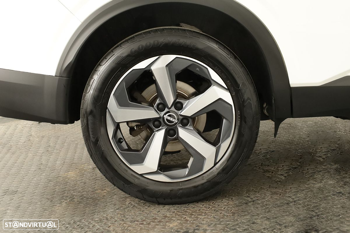 Nissan Qashqai 1.3 DIG-T N-Connecta Xtronic - 5