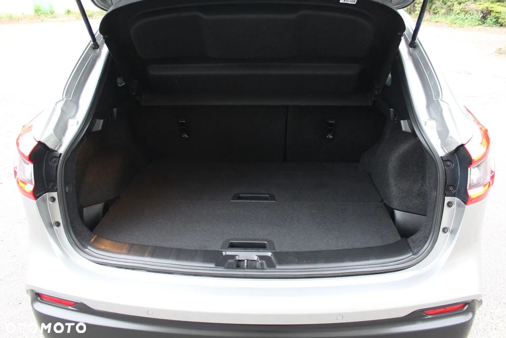 Nissan Qashqai 1.6 DCi Tekna EU6 - 36