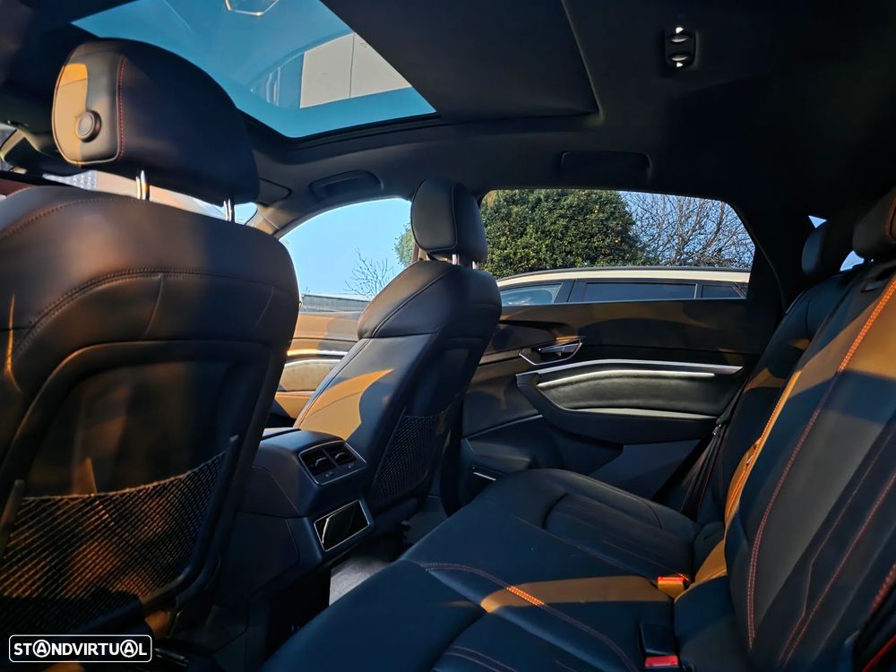 Audi Q8 e-Tron Sportback 50 quattro S line - 18