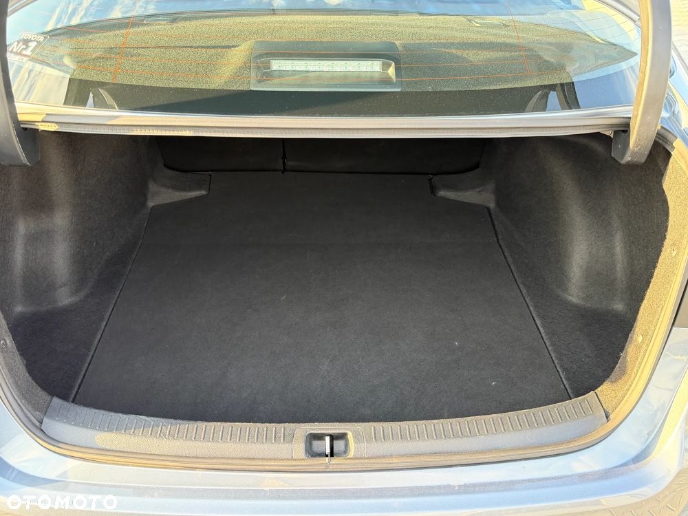 Toyota Corolla 1.5 Comfort - 23