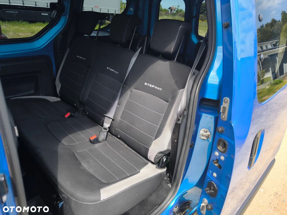 Dacia Dokker 1.6 SCe Stepway - 12