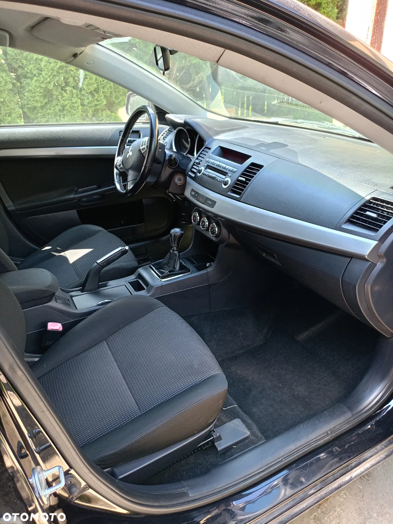 Mitsubishi Lancer 1.8 Intense - 13