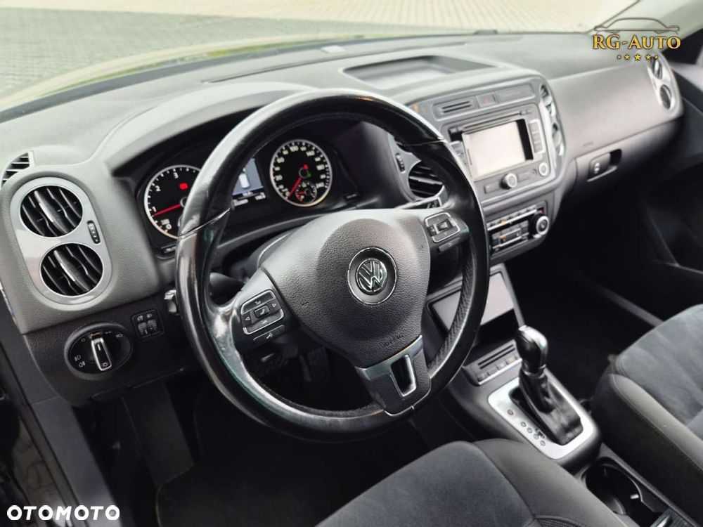 Volkswagen Tiguan - 24