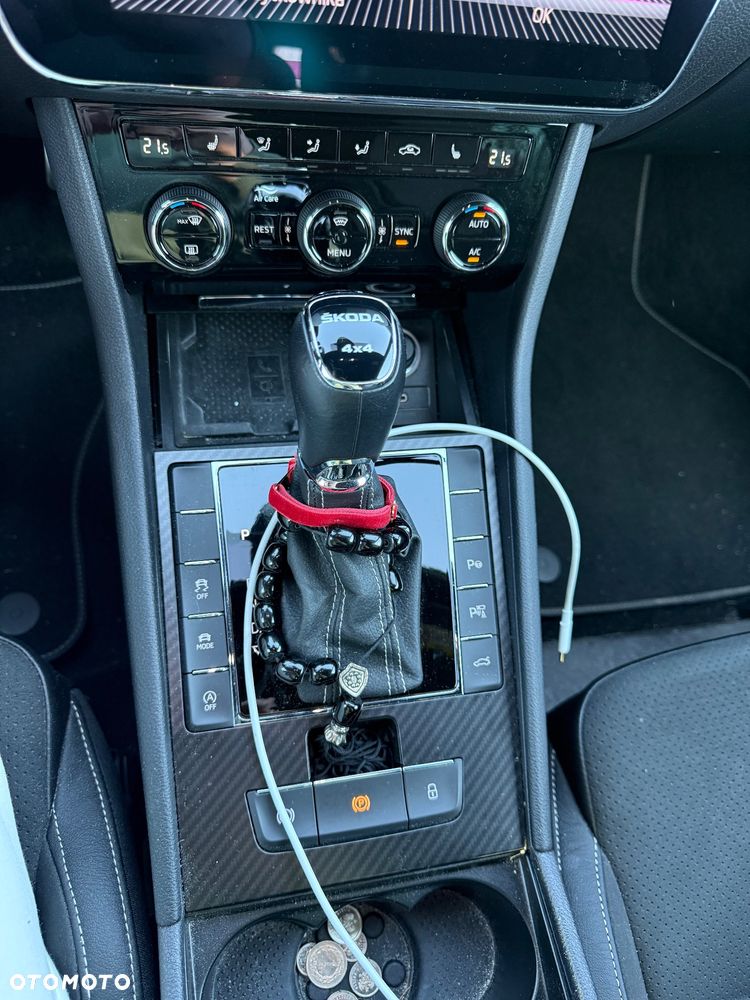 Skoda Superb 2.0 TSI 4x4 Sportline DSG - 16