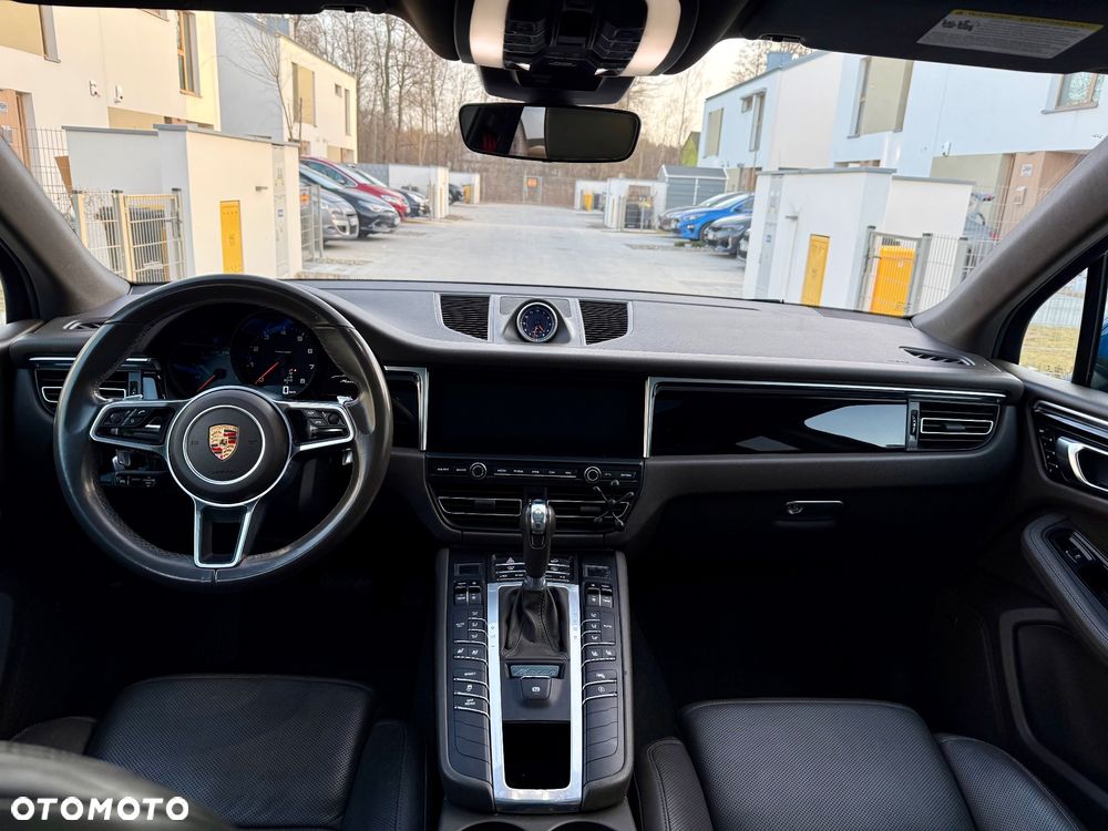 Porsche Macan - 14