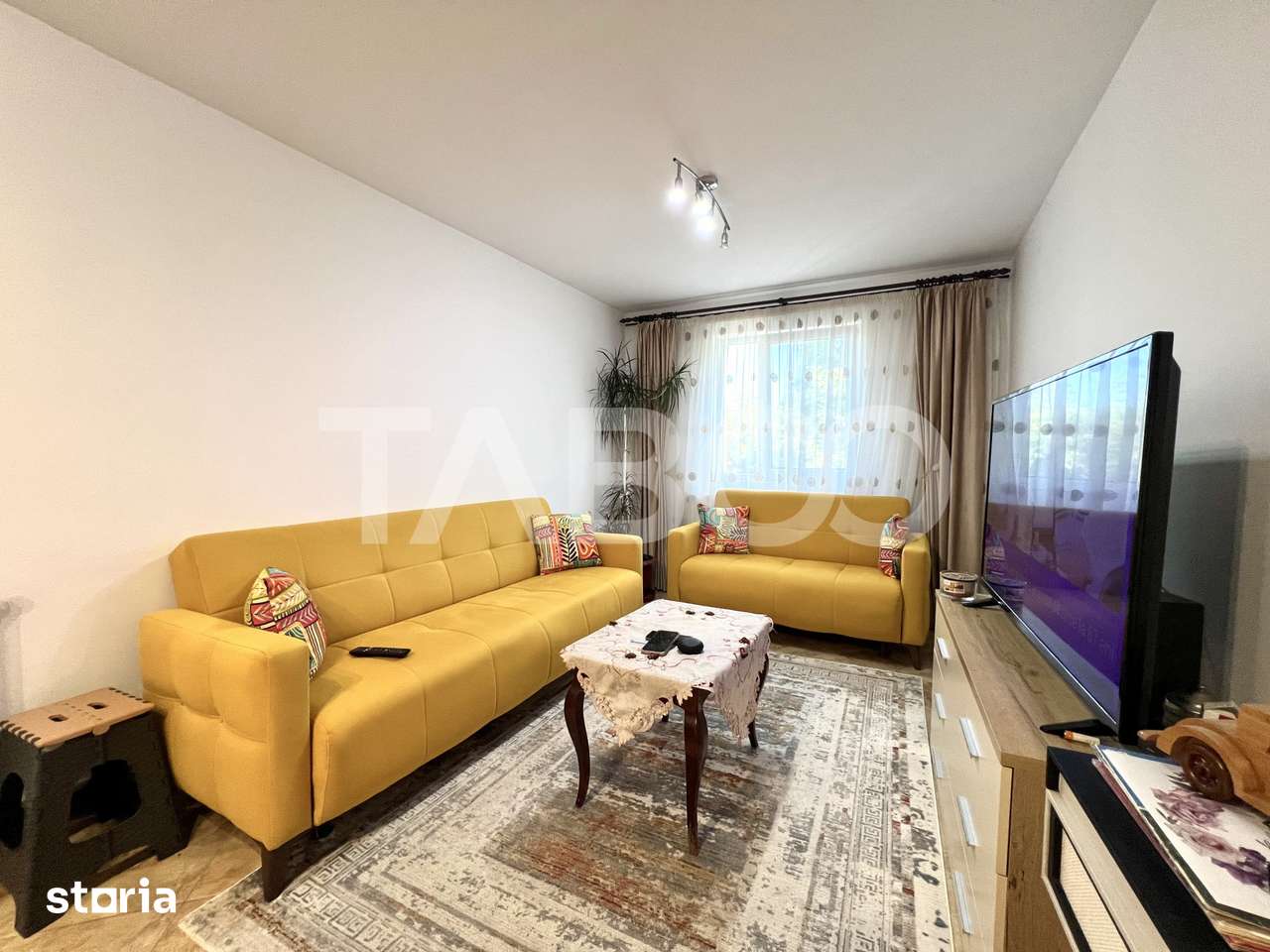 Apartament de vanzare cu 3 camere si boxa in Manastur zona BIG — fotografia 2