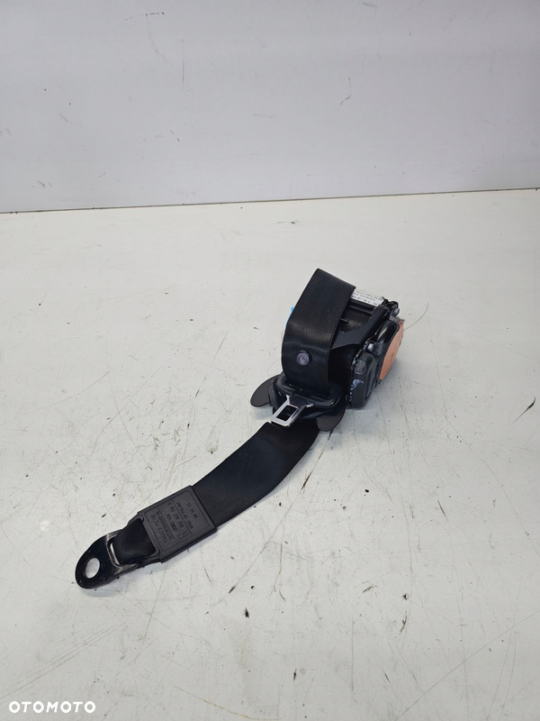 PAS BEZPIECZEŃSTWA PRAWY PRZÓD AUDI Q3 8U 8U0857706A