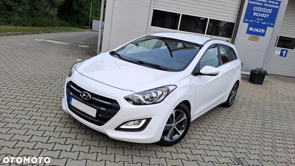 Hyundai i30 1.6 GDI Premium - 18