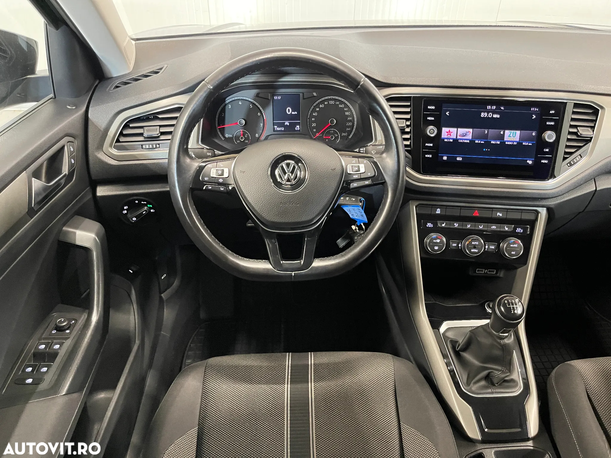 Volkswagen T-ROC 1.0 TSI Design - 6
