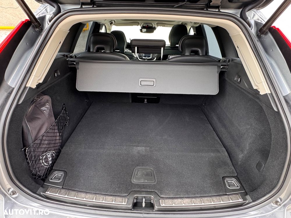 Volvo XC 60 T8 Twin Engine AWD Inscription - 16