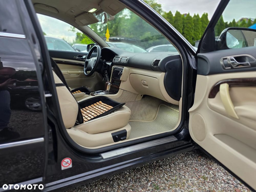 Skoda Superb 2.8 V6 Automatik Elegance - 6