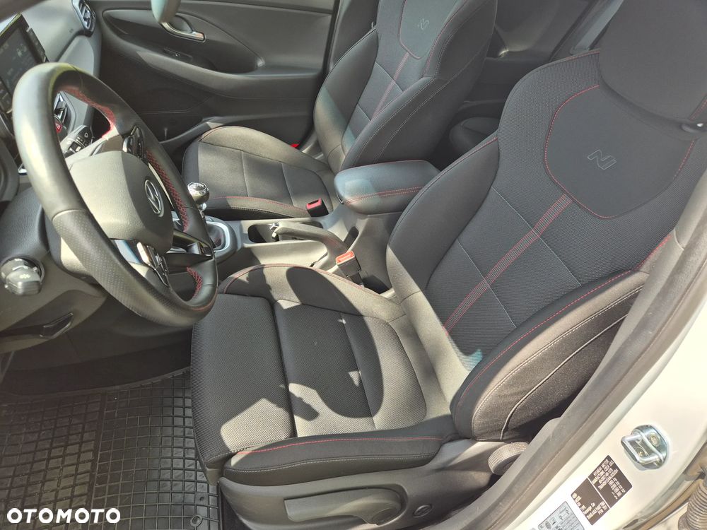 Hyundai i30 - 18