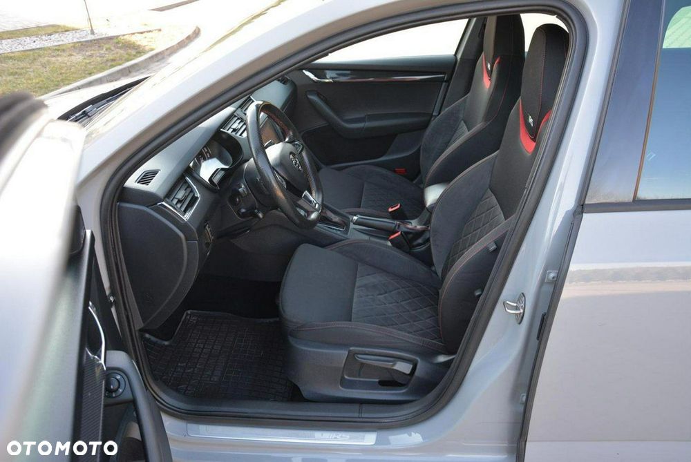 Skoda Octavia 2.0 TSI RS 230 DSG - 20