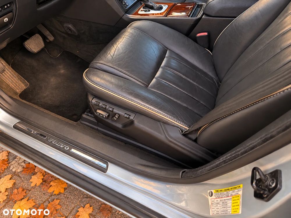 Volvo XC 90 - 13
