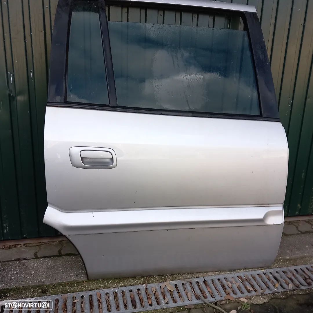 Porta tras lado passageiro opel zafira A - 1