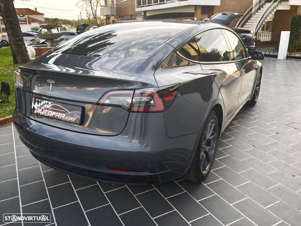 Tesla Model 3 Standard Range Plus RWD - 24