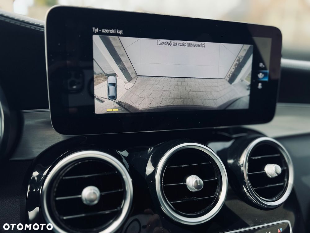 Mercedes-Benz GLC 200 4Matic 9G-TRONIC AMG Line - 27