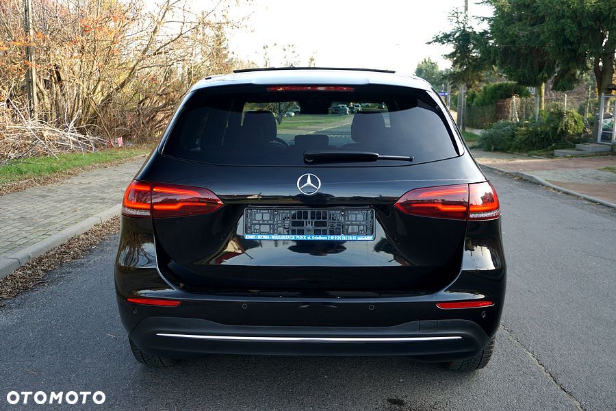 Mercedes-Benz Klasa B 180 d Editon 19 - 13