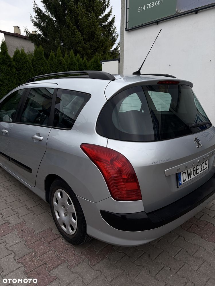 Peugeot 308 - 4