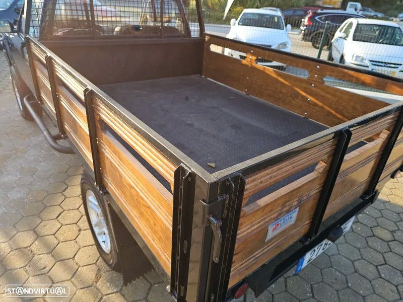 Toyota Hilux 2.4 D LN105L Cx Madeira - 12