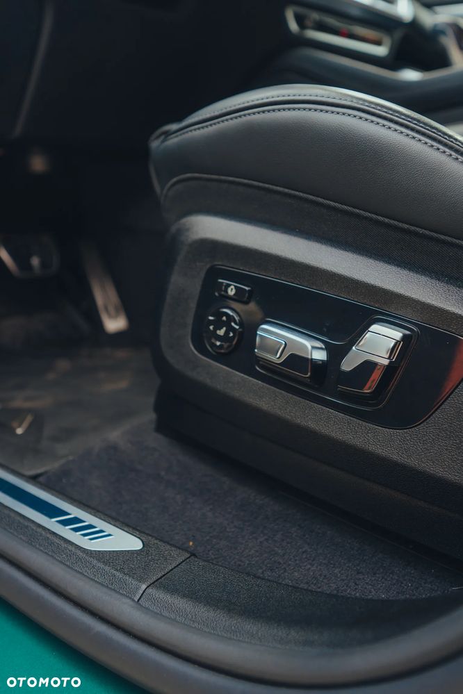 BMW XM 50e PHEV sport - 38