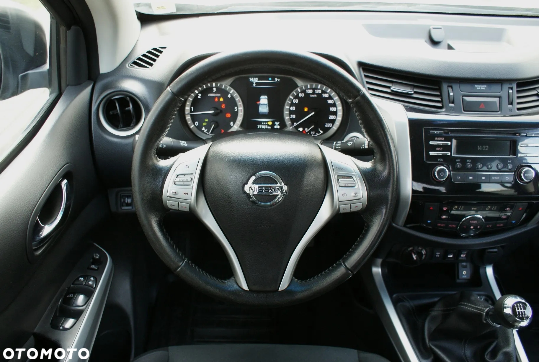 Nissan NAVARA - 25